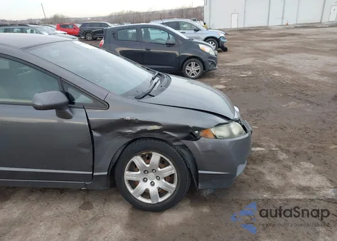 2010 Honda Civic Lx z USA, uszkodzony, nr VIN 2HGFA1F57AH572049